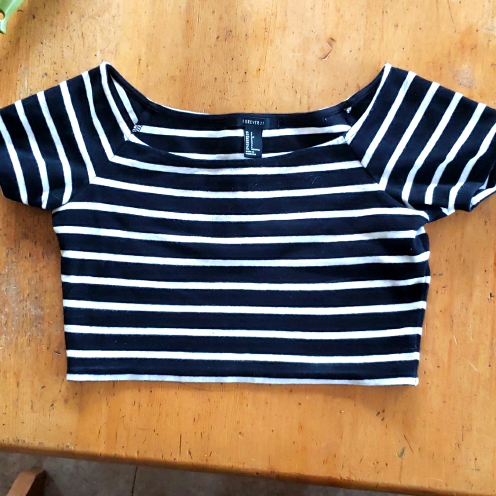 Womans/ Girls crop top